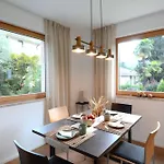 Maia Garden - & Private Garden Apartment